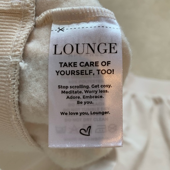 LOUNGE Two-Piece Lounge Set, cream.
Great Condition! Price reduced - Picture 2 of 4